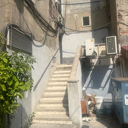 Artist's Apartmán *