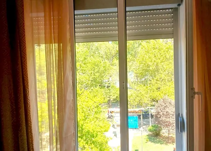 Artist's Apartmán *